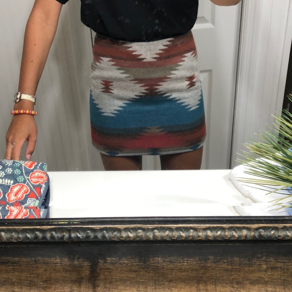 american eagle skirt!